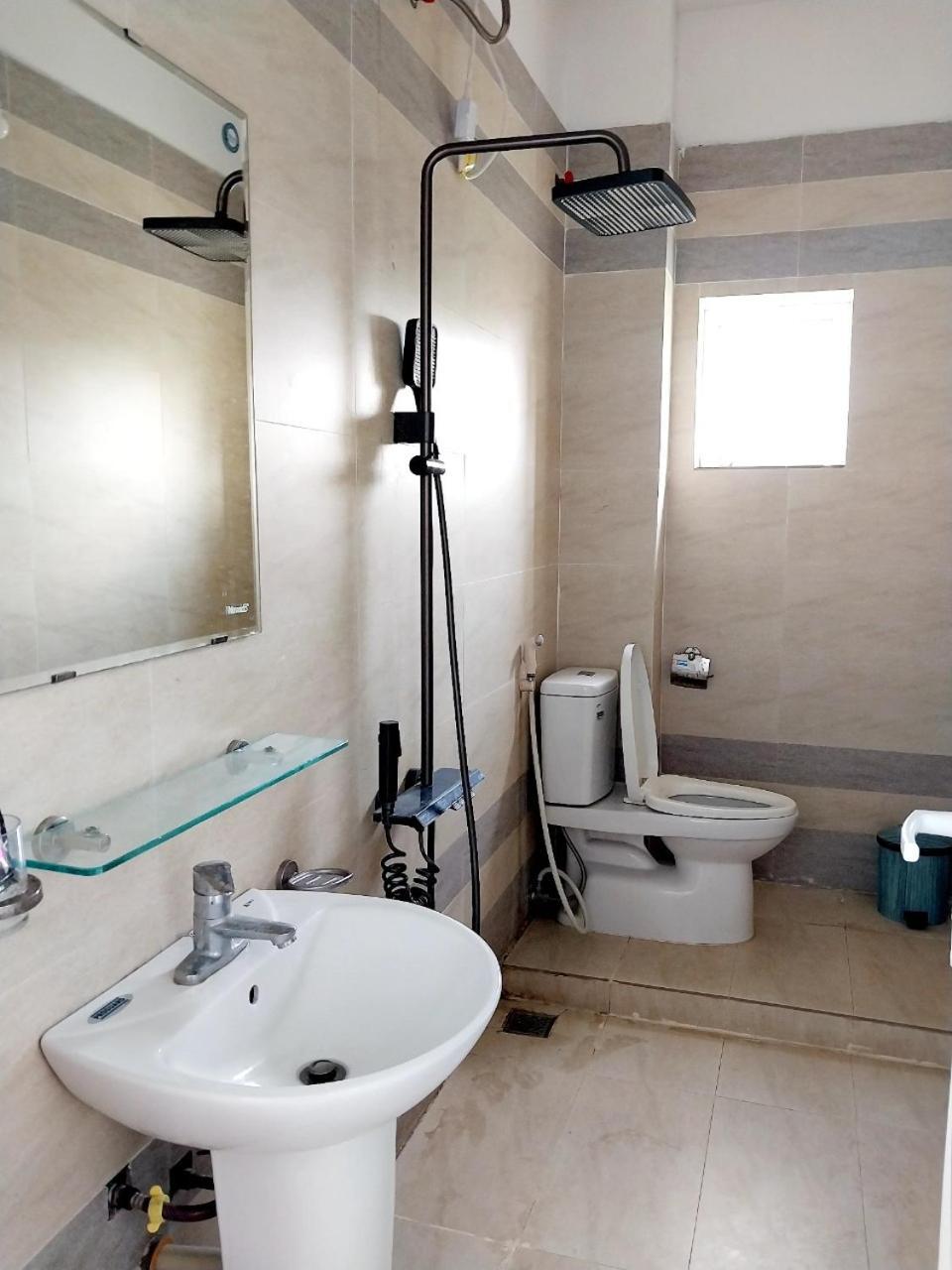Nha Xanh Homestay นิญบิ่ญ ภายนอก รูปภาพ